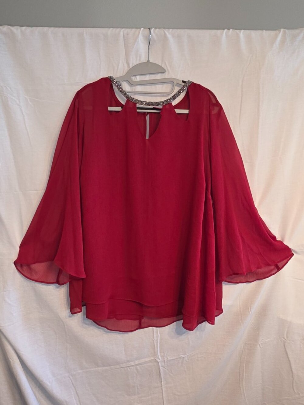 Jennifer Lopez Blouse Sz 1X Rhinestone Neckline Bell Sleeve Top Bold Party NWT - Picture 2 of 14